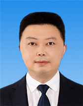 夏勇  